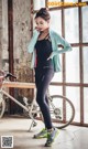 Beautiful Yoon Ae Ji poses glamor in gym fashion photos (56 photos) P54 No.d9d830