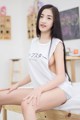 Model Minggomut Maming Kongsawas let go of her chest with super sexy tight pants (12 pictures)