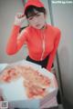 DJAWA Photo - Sonson (손손): "Pizza Girl" (71 photos) P32 No.e66390